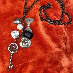 Multi piece necklace